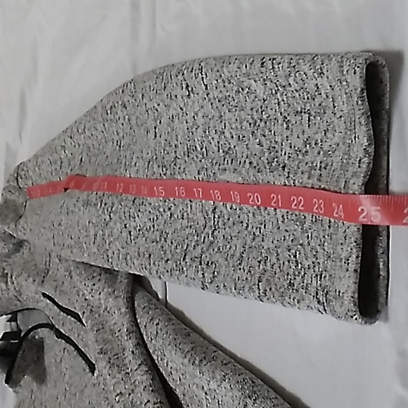 NWT Men's Eddie BAUER grey, black and white 1/4 zip pull over size 2XB - Picture 7 of 9